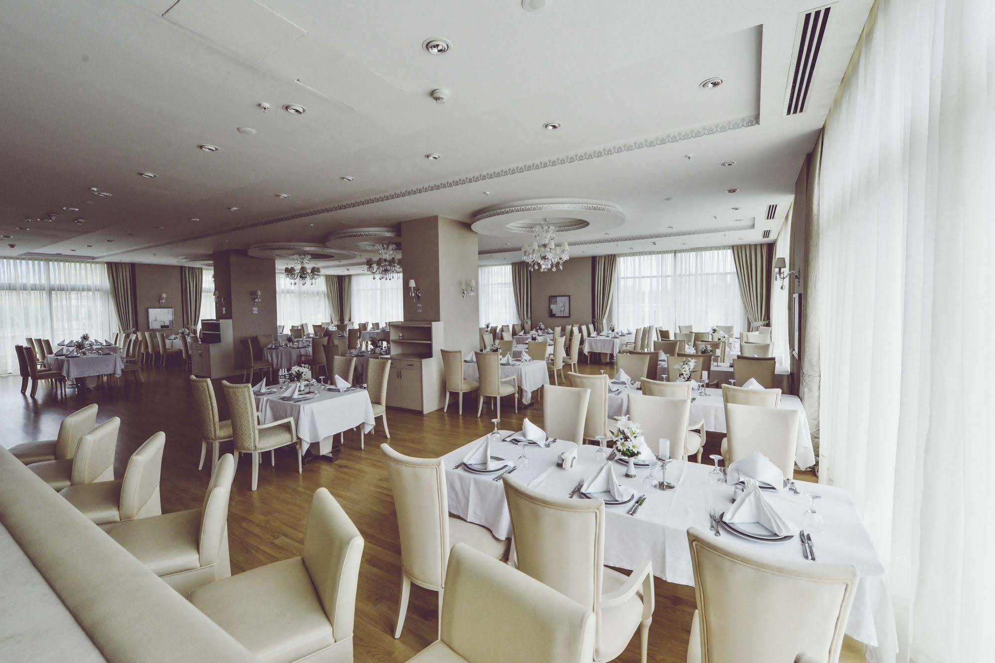 Gabala Garden Hotel エクステリア 写真