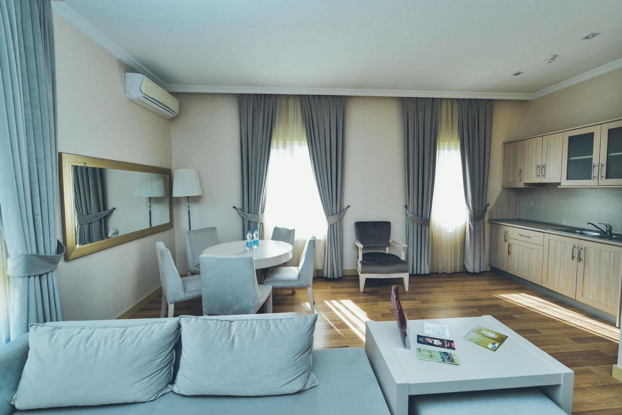 Gabala Garden Hotel エクステリア 写真