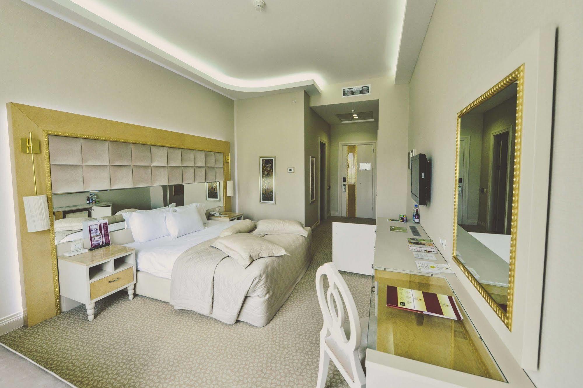 Gabala Garden Hotel エクステリア 写真